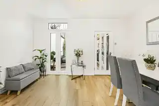 12A Alfred Road, photo 4