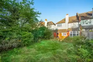 12A Dukesthorpe Road, photo 2