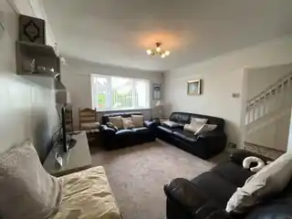 13 Almond Close, photo 3