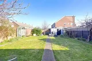 13 Ambleside Crescent, photo 2