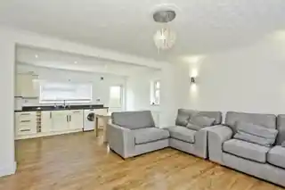 13 Barlee Crescent, photo 2