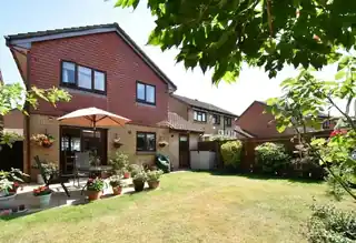13 Bill Hamling Close, photo 3