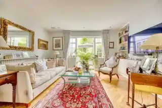 13 Brookland Hill, photo 2