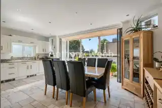 13 Broomfield Lane, photo 4