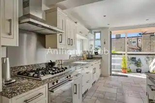 13 Broomfield Lane, photo 2