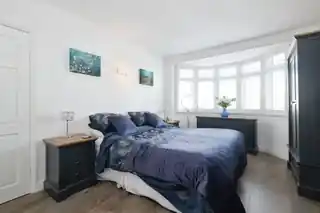 13 Buckingham Avenue, photo 4