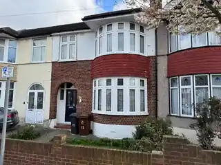 13 Clare Gardens, photo 2