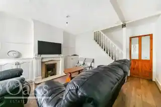13 Cresswell Road, photo 2