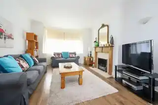 13 Edward Road, photo 2