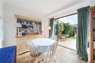 13 Hall Road, photo 4