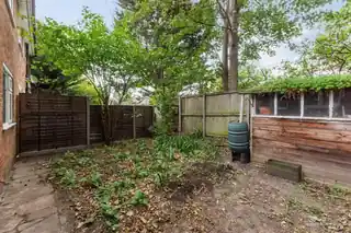 13 Harbex Close, photo 3