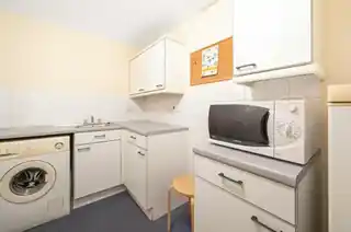 13 Haynes Close, photo 4