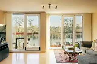 13 Holland Gardens, photo 2