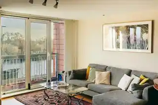 13 Holland Gardens, photo 3