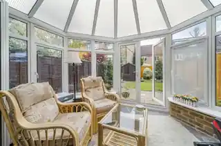 13 Hornchurch Close, photo 3