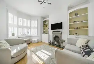 13 Lewis Road, photo 2
