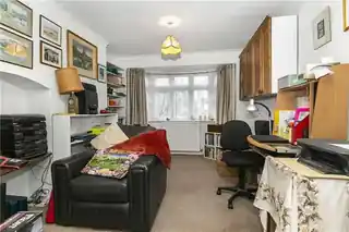 13 Lincoln Avenue, photo 2