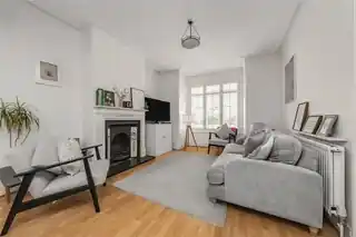 13 Loring Road, photo 3