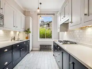 13 Malfort Road, photo 2