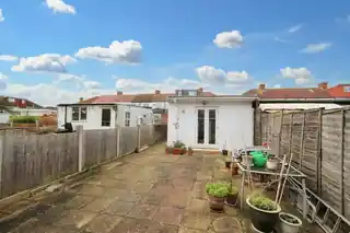 13 Marquis Close, photo 2