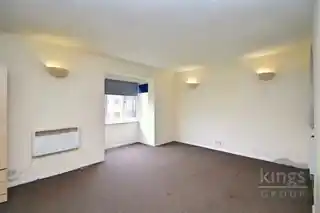 13 Parr Close, photo 2