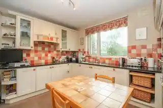 13 Pine Walk, photo 4