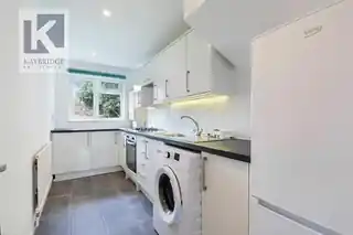 13 Plesman Way, photo 4