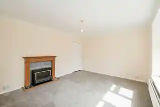 13 Priory Close, photo 4