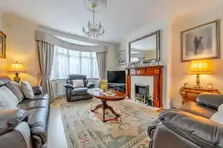 13 Ravenscraig Road, photo 3