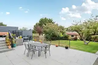 13 Ravenscraig Road, photo 2
