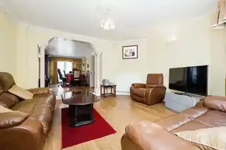 13 Robin Crescent, photo 3