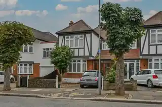 13 Rosedene Gardens, photo 2