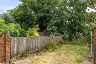 13 Rosedew Road, photo 2