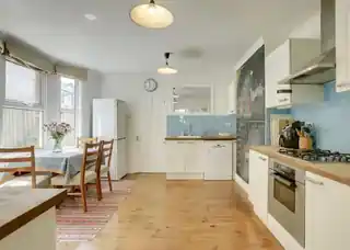 13 Shipman Road, photo 2
