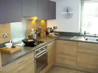 13 St Johns Road, photo 4