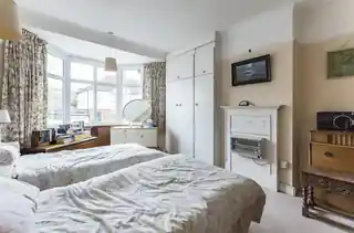 13 St Margarets Avenue, photo 4