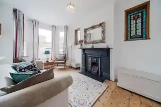 13 Thorold Road, photo 2