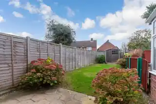 13 Timothy Close, photo 2