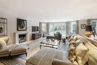 13 Tregunter Road, photo 2