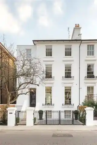 13 Tregunter Road