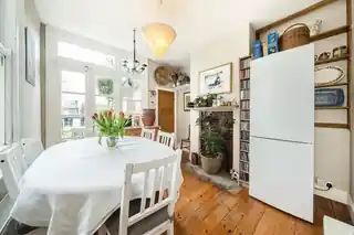 13 Wallbutton Road, photo 4