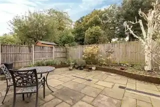 13 Westleigh Avenue, photo 3