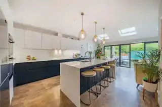 130 King Charles Road, photo 3