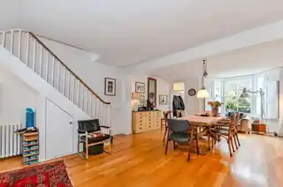 130 Lordship Road, photo 3
