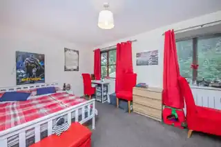 130 St Johns Road, photo 4