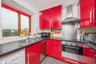 130 St Johns Road, photo 3