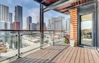 132 Boardwalk Place, photo 2