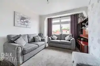132 Suttons Avenue, photo 4