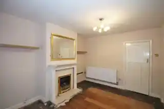 132 Tudor Drive, photo 3