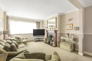 133 Adelphi Crescent, photo 3